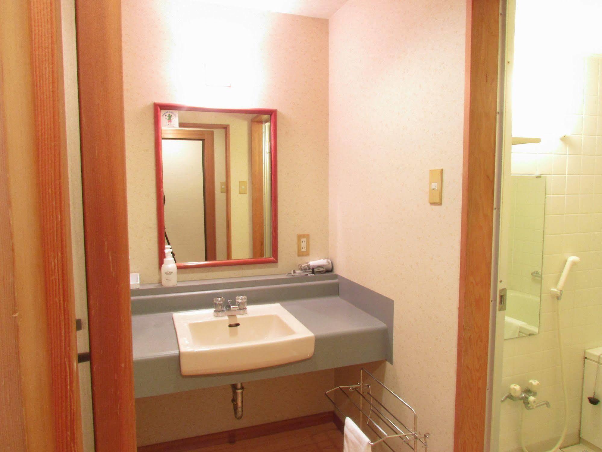 Quapark Tsuda Hotel Sanuki  Bagian luar foto