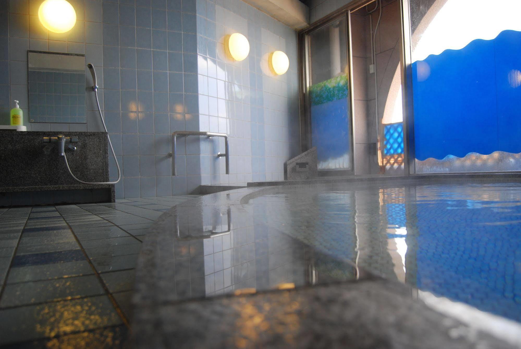 Quapark Tsuda Hotel Sanuki  Bagian luar foto