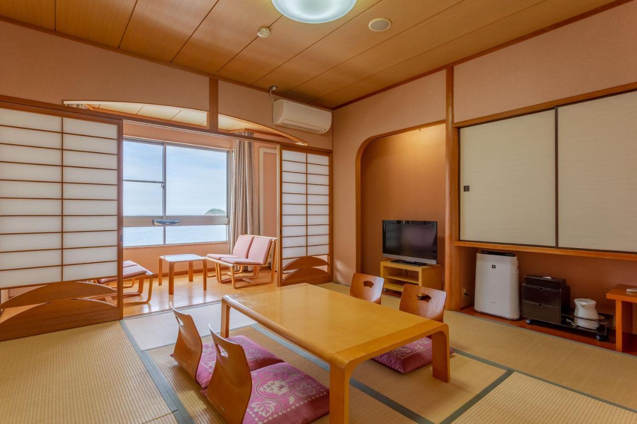 Quapark Tsuda Hotel Sanuki  Bagian luar foto
